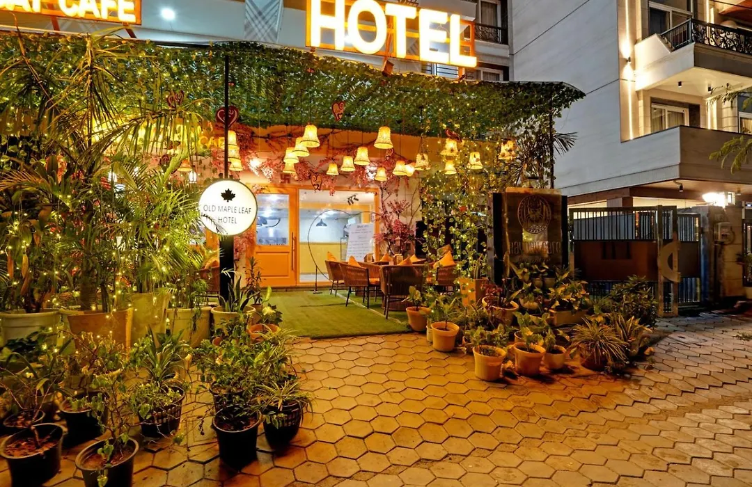 Hotel Rj-1